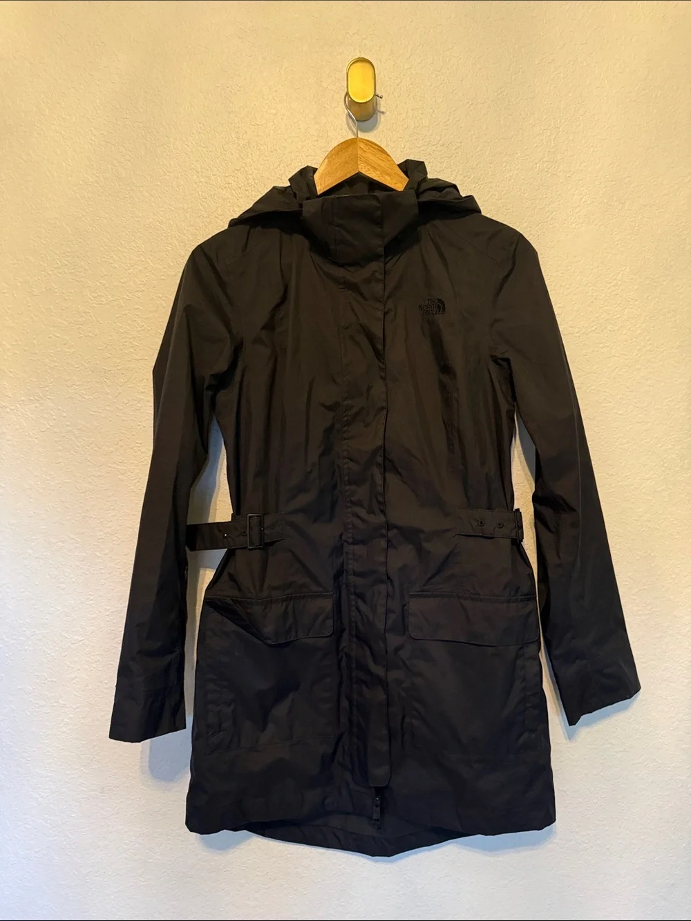The North Face excellent has